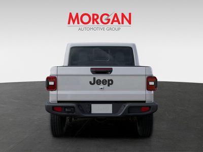 2026 Jeep Gladiator — photo 7 view