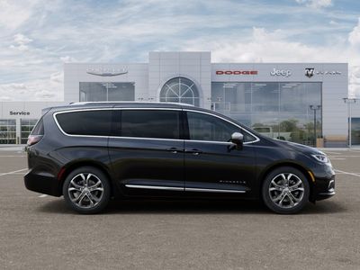 2026 Chrysler Pacifica — photo 21 view