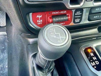 2026 Jeep Wrangler - Photo 30