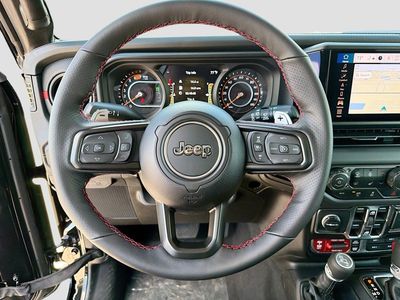 2026 Jeep Wrangler - Photo 40