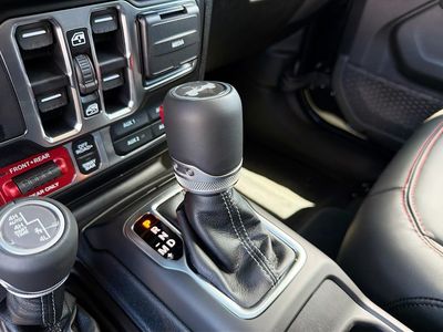 2026 Jeep Wrangler - Photo 31