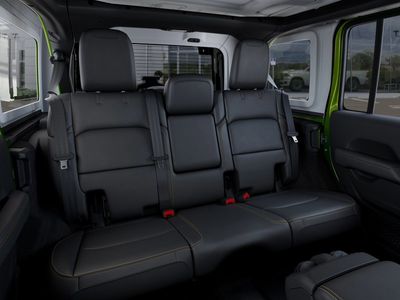2026 Jeep Wrangler - Photo 15