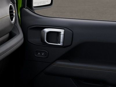 2026 Jeep Wrangler - Photo 25