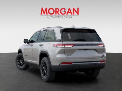 2026 Jeep Grand Cherokee - Photo 3