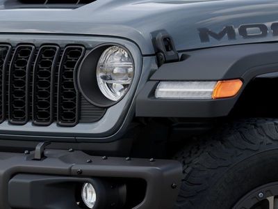 2026 Jeep Wrangler - Photo 10
