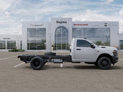 2026 Ram 3500 — photo 21 view