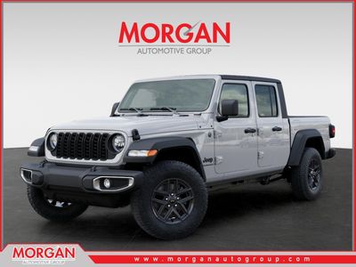 2026 Jeep Gladiator Sport S in White/off-white — front three-quarter view