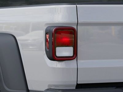 2026 Jeep Gladiator — photo 9 view