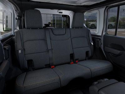 2026 Jeep Wrangler - Photo 15