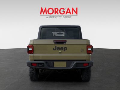 2026 Jeep Gladiator — photo 7 view