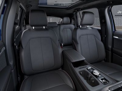 2025 Jeep Wagoneer S - Photo 16
