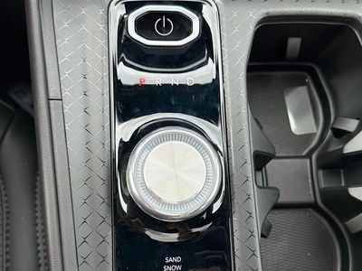 2025 Jeep Wagoneer S - Photo 28