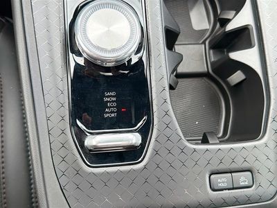 2025 Jeep Wagoneer S - Photo 29