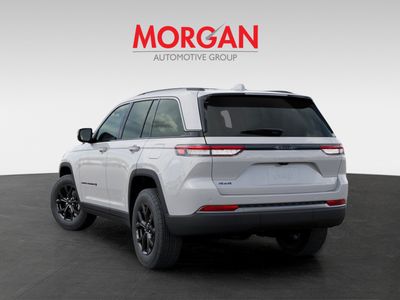 2026 Jeep Grand Cherokee - Photo 3