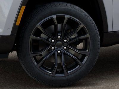 2026 Jeep Grand Wagoneer - Photo 8