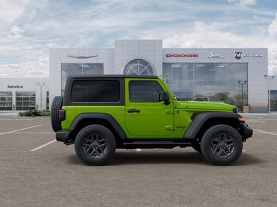 2025 Jeep Wrangler - Photo 21
