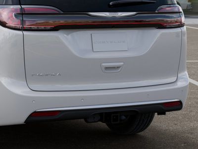 2026 Chrysler Pacifica — photo 13 view