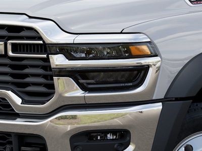 2026 Ram 5500HD - Photo 10