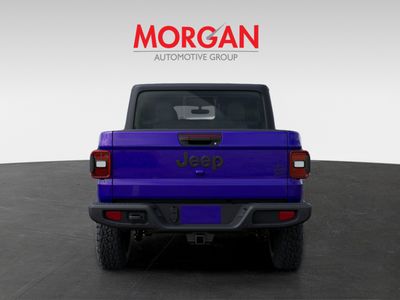 2026 Jeep Gladiator — photo 7 view