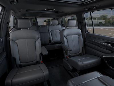 2026 Jeep Grand Wagoneer - Photo 15