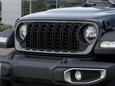 2026 Jeep Gladiator — photo 11 view