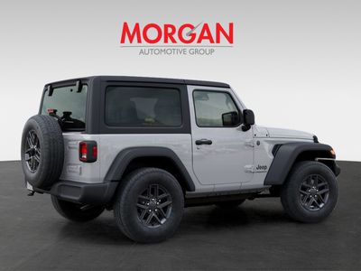 2026 Jeep Wrangler - Photo 4