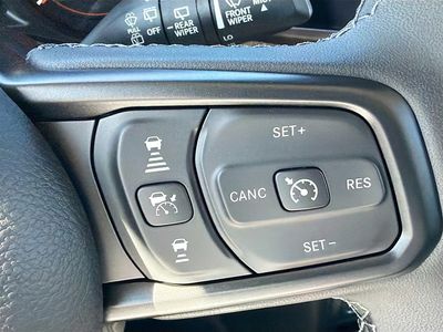 2026 Jeep Wrangler - Photo 36