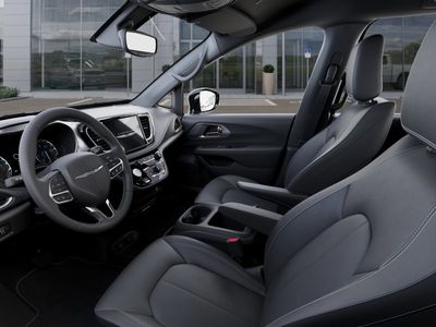 2026 Chrysler Pacifica — photo 22 view