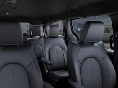 2026 Chrysler Pacifica — photo 26 view