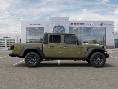 2026 Jeep Gladiator — photo 21 view