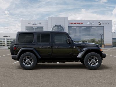 2026 Jeep Wrangler - Photo 21