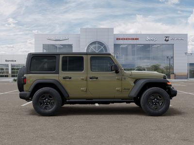 2026 Jeep Wrangler - Photo 21