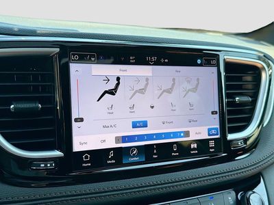 2026 Chrysler Pacifica — photo 35 view