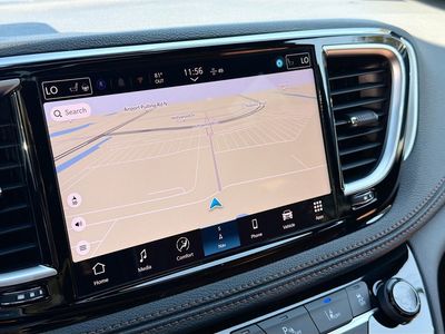 2026 Chrysler Pacifica — photo 33 view