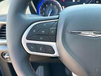 2026 Chrysler Pacifica — photo 38 view