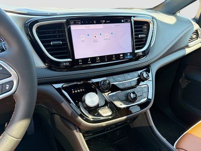 2026 Chrysler Pacifica — photo 42 view