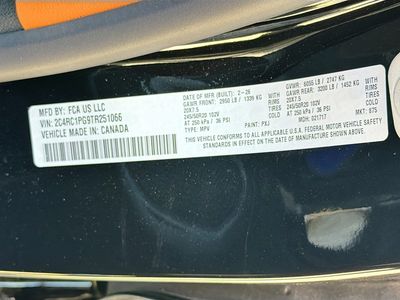 2026 Chrysler Pacifica — photo 44 view