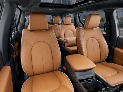 2026 Chrysler Pacifica — photo 16 view