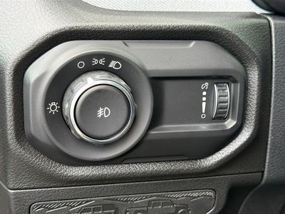 2026 Jeep Wrangler — photo 35 view