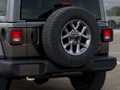 2026 Jeep Wrangler - Photo 13