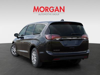 2026 Chrysler Voyager - Photo 3