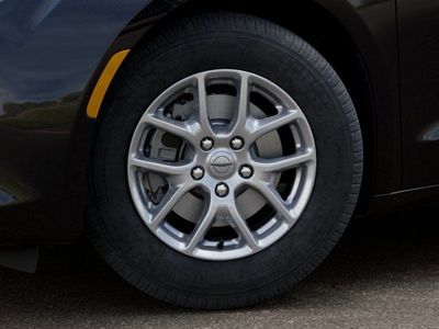 2026 Chrysler Voyager - Photo 8