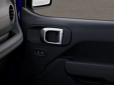 2026 Jeep Wrangler - Photo 25