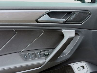 2024 Volkswagen Tiguan - Photo 25