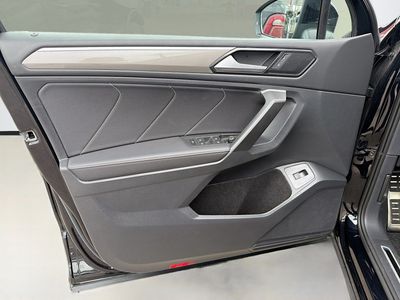 2024 Volkswagen Tiguan - Photo 24