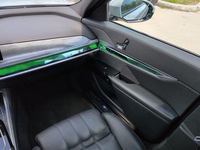 2025 BMW 7 Series - Photo 17