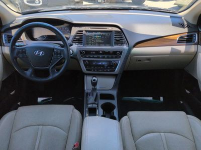 2017 Hyundai Sonata - Photo 15