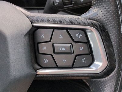2024 Ford Mustang - Photo 25