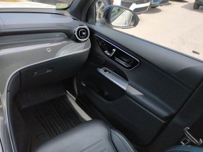 2025 Mercedes-Benz GLC - Photo 17