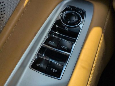 2025 Chevrolet Corvette - Photo 23